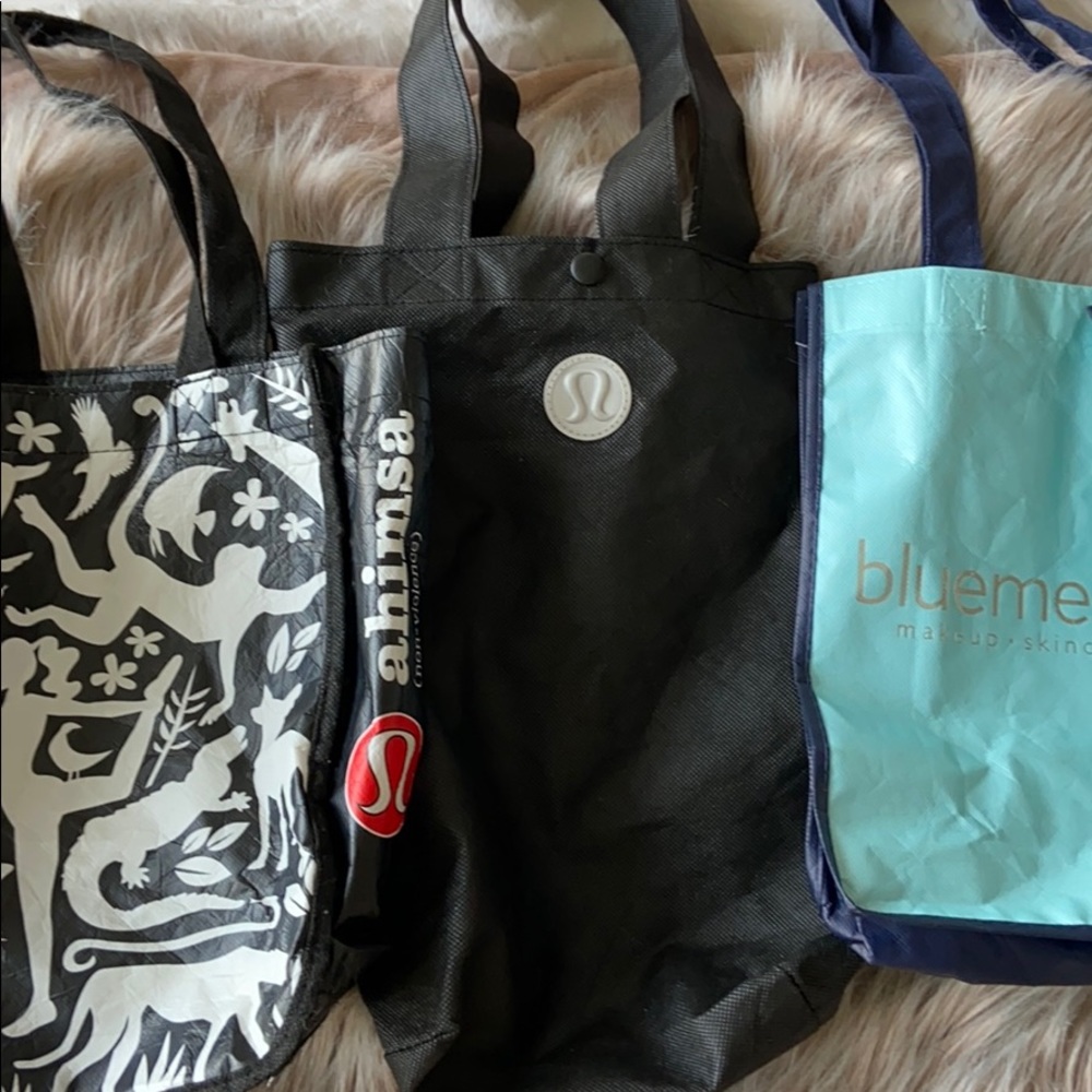 🎉4 for $20🎉 Reusable shopping  bags